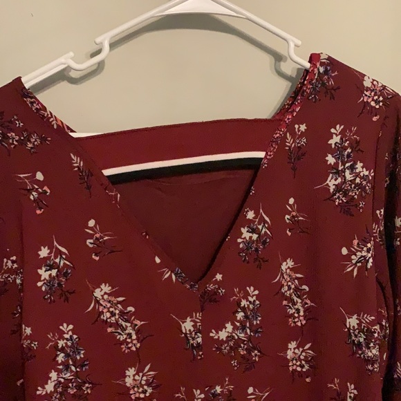 Red Sporty Floral Dress Like New - Picture 5 of 5